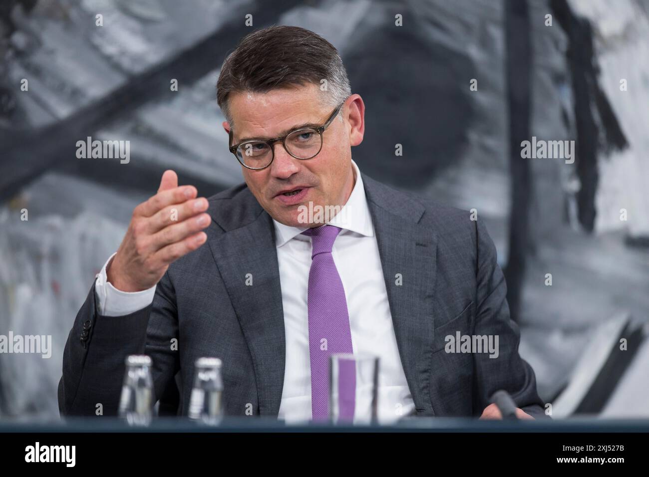 Boris Rhein (ministre-président de Hesse, CDU) lors d'une conférence de presse à l'issue de la Conférence des ministres-présidents avec les chefs de gouvernement des États à Banque D'Images