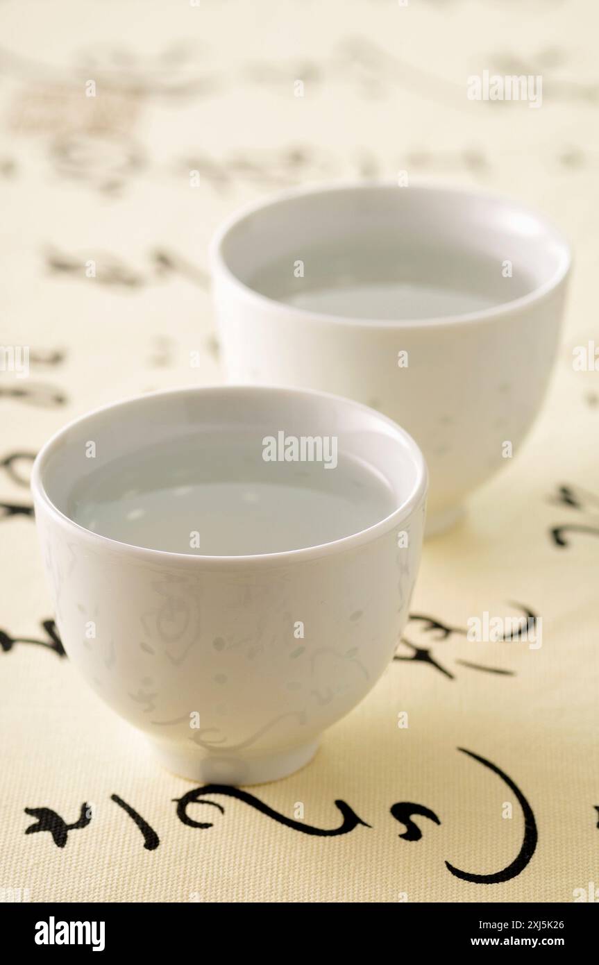 Petites tasses de vin de riz Banque D'Images