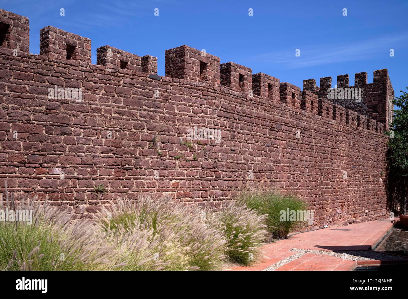 Mur, mur de la ville, château, Castelo de Silves, Silves, Algarve, Portugal Banque D'Images