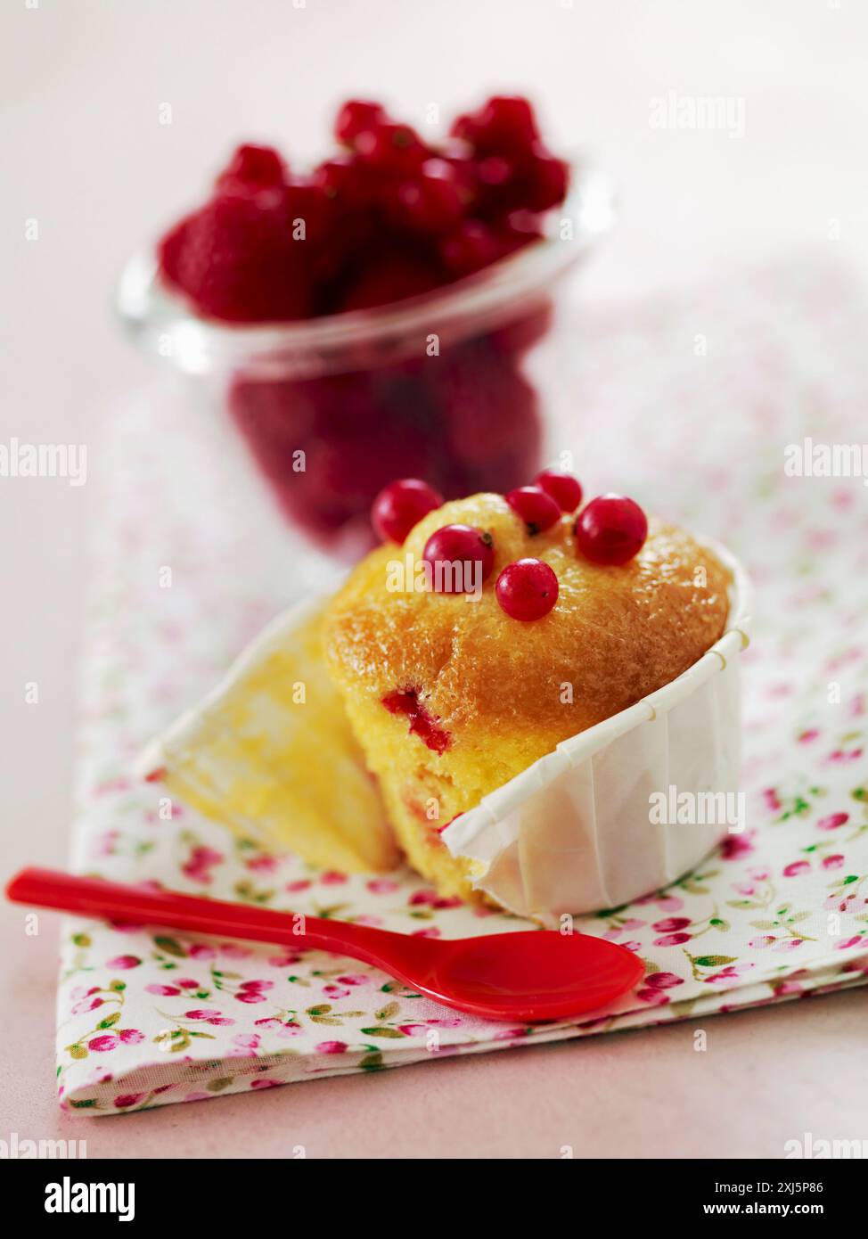 Muffin aux fruits d'été Banque D'Images