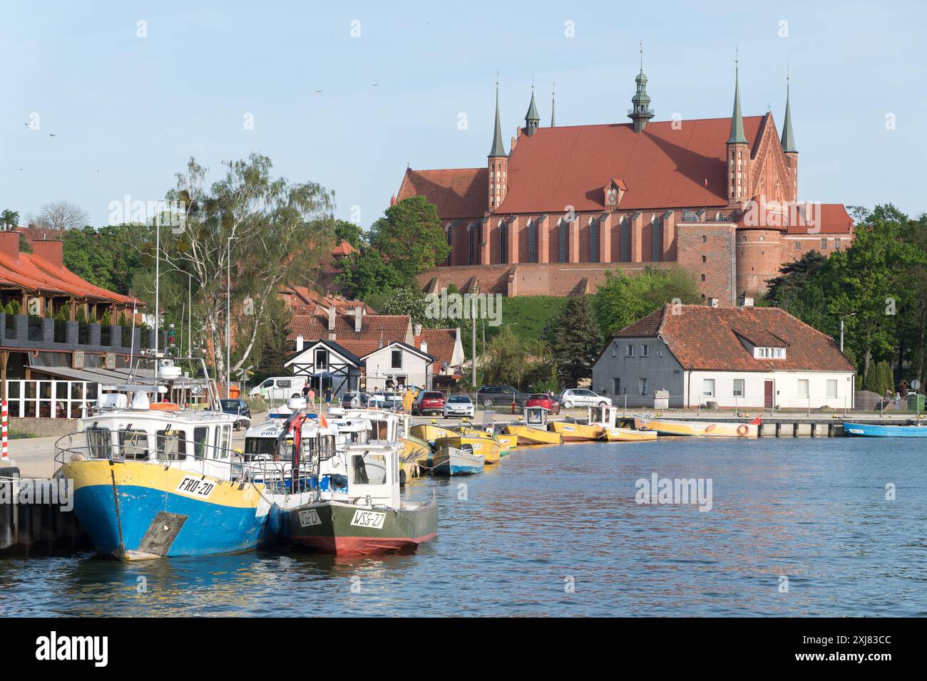 Port de Frombork et cathédrale gothique Basilique de l'Assomption de la Bienheureuse Vierge Marie et Saint André, Cathédrale de Frombork, sur la cathédrale Hil Banque D'Images