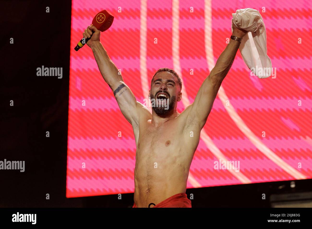 Daniel Carvajal lors de la célébration du Championnat d'Europe de l'équipe espagnole de football sur la place Cibeles. (Photo de Guillermo Martinez) Banque D'Images