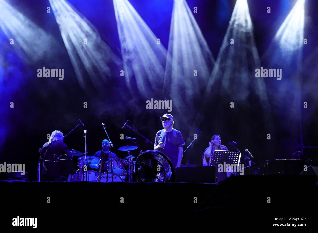 Francesco de Gregori en concert à Asti Musica Banque D'Images