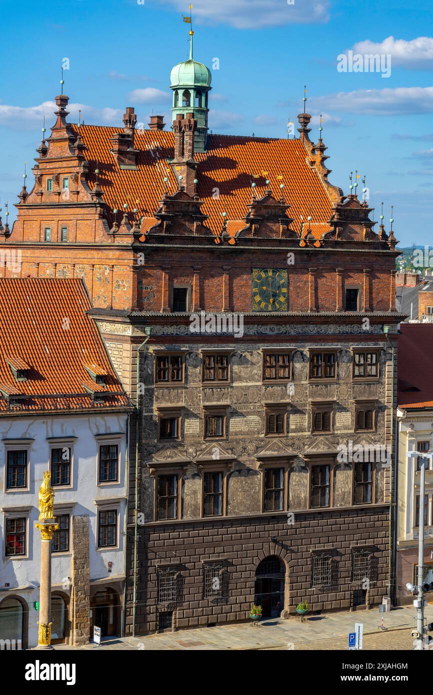 Le bâtiment municipal de Pilsen (Plzen) est situé sur náměstí Republiky no. 1 dans l'hôtel de ville historique dans le style Renaissance du 16ème siècle. Tchèque Banque D'Images