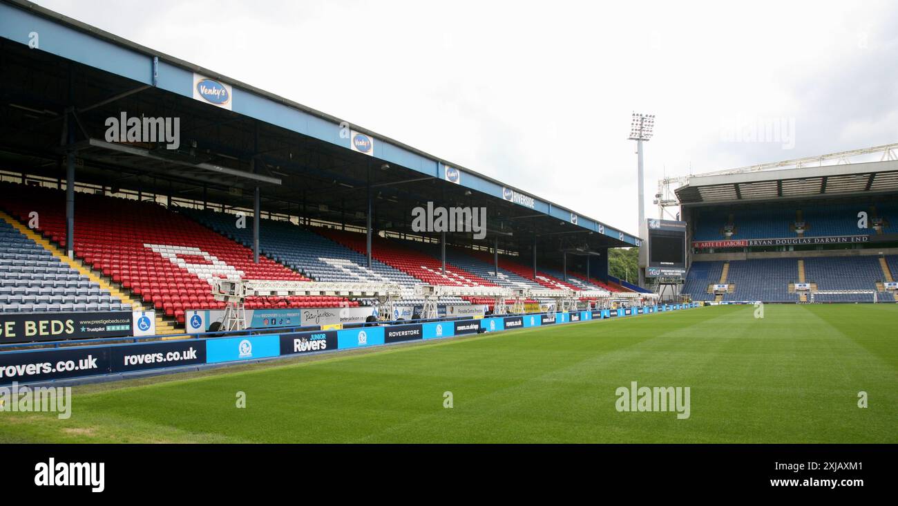 Une vue du stand Riverside, à Ewood Park, domicile du Blackburn Rovers Football Club, Blackburn, Lancashire, Royaume-Uni, Europe Banque D'Images