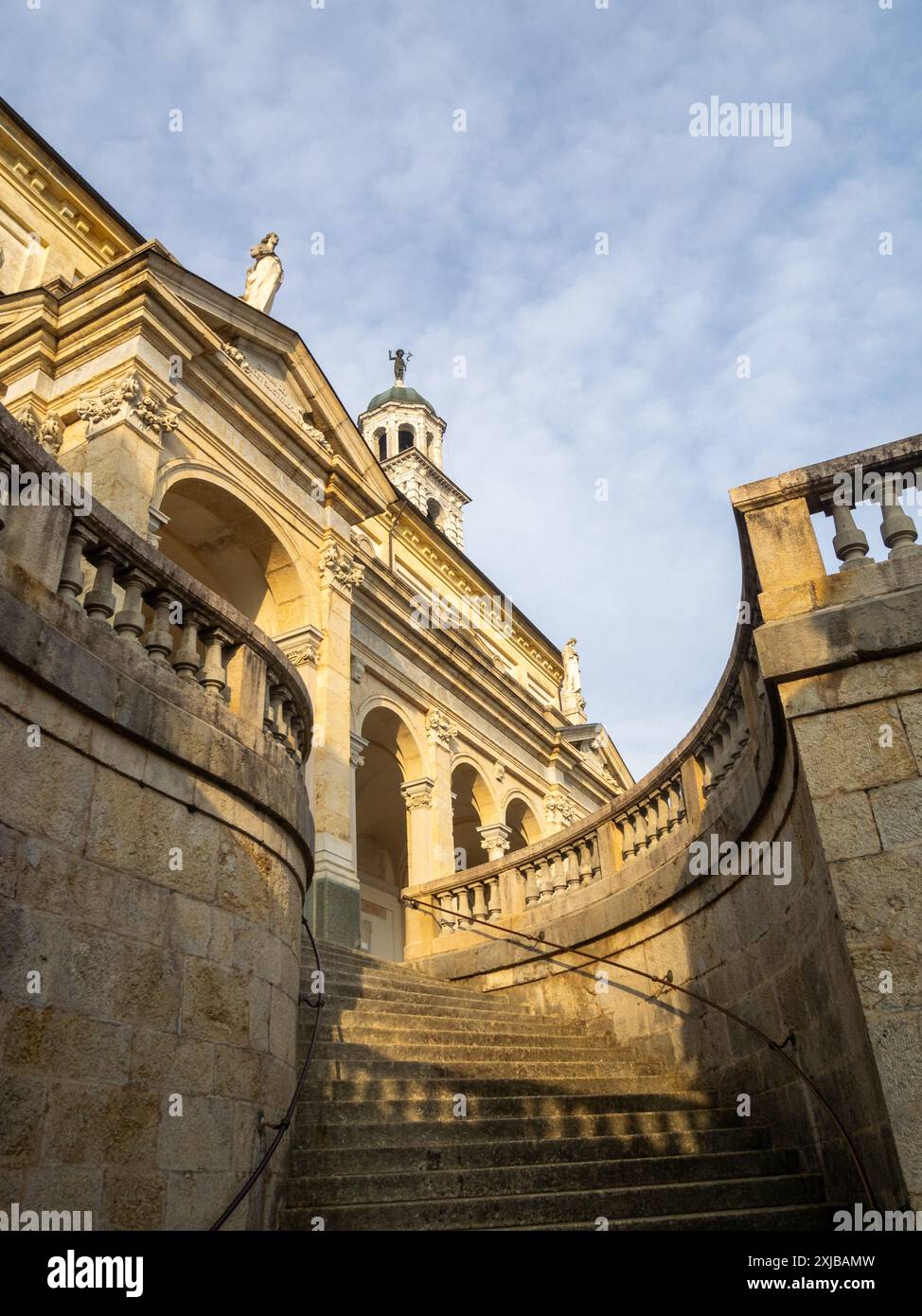 Escalier de la basilique Santa Maria Assunta, Clusone Banque D'Images