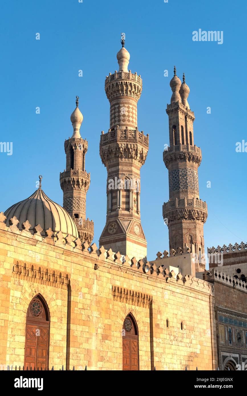 Le Caire, Égypte. 2 juillet 2024 la mosquée Al-Azhar, c'est la première mosquée établie dans une ville qui a finalement gagné le surnom de la ville aux mille Banque D'Images