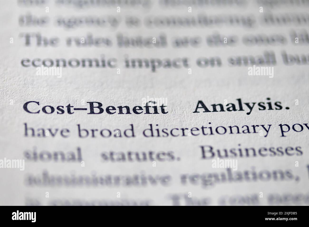 Analyse coûts-avantages en droit des affaires Banque D'Images