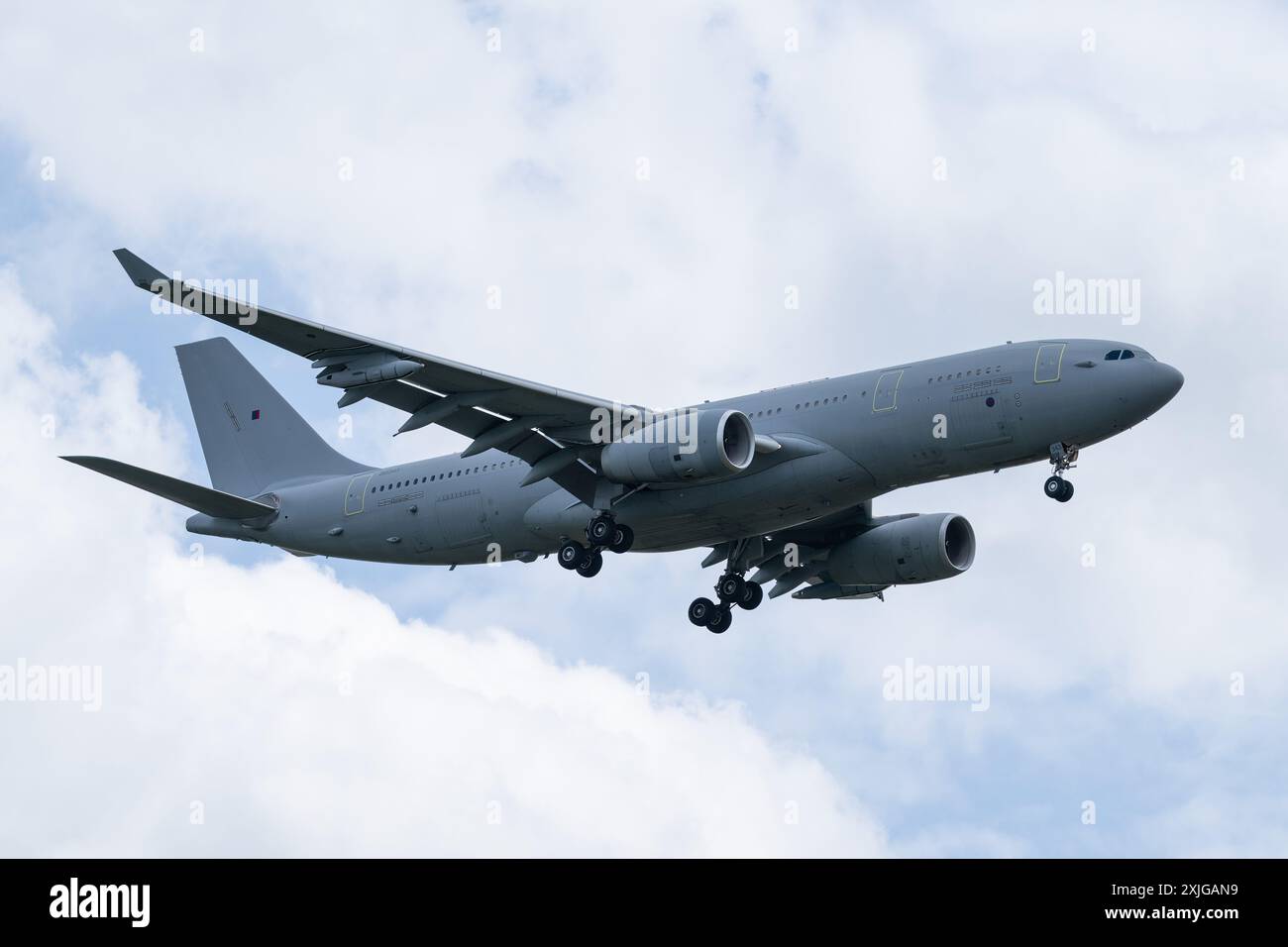 Airbus Voyager KC.2 du 10e ESCADRON de la Royal Air Force arrive lors de la Journée des arrivées du Royal International Air Tattoo 2024 à la RAF Fairford, Cirencester, Royaume-Uni, le 18 juillet 2024 (photo de Cody Froggatt/News images) Banque D'Images