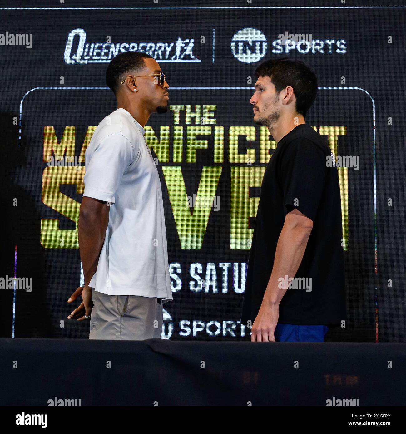 BIRMINGHAM, ROYAUME-UNI. 18 juillet 24. Ezra Taylor (à gauche), Carlos Alberto Lamela (à droite) lors de la conférence de presse finale Queensberry Magnificent 7 à Oasis suite, Crowne Plaza Birmingham NEC le jeudi 18 juillet 2024 à BIRMINGHAM, ANGLETERRE. Crédit : Taka G Wu/Alamy Live News Banque D'Images