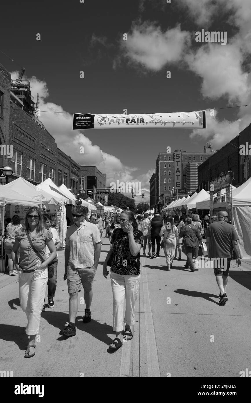 Scène de rue à l'Ann Arbor Art Fair à Ann Arbor Michigan USA Banque D'Images