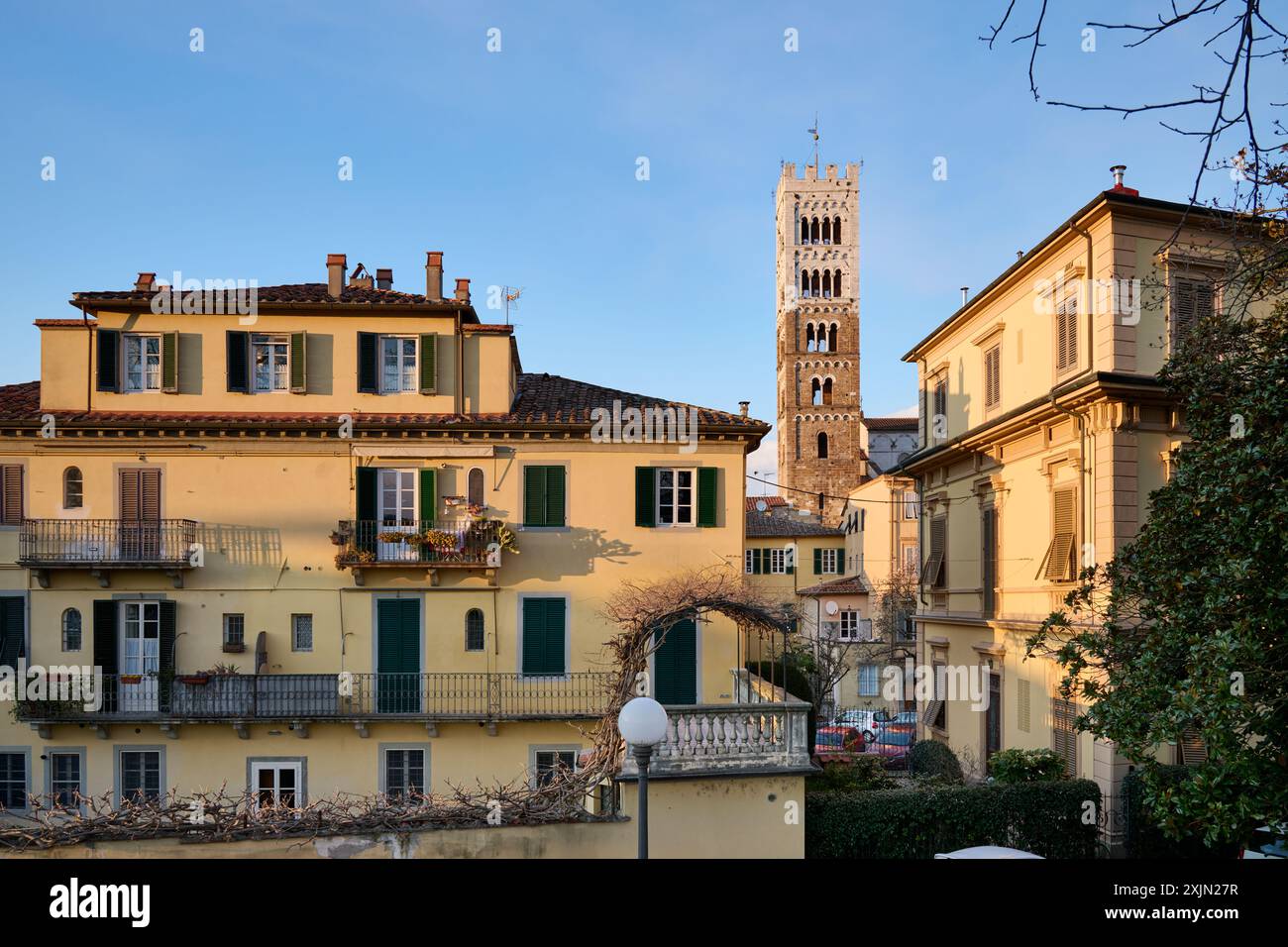 Clocher de la cathédrale de Lucques, Duomo di San Martino, Lucques, Toscane, Italie Banque D'Images