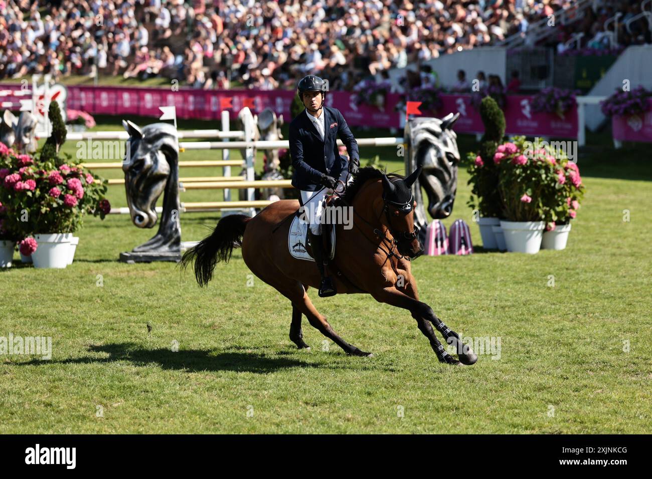 Edward Levy de France avec Elfy du pic lors du CSI5* Prix mars & Co au Jumping International de Dinard le 19 juillet 2024, Dinard, France (photo par Maxime David - MXIMD Pictures) Banque D'Images