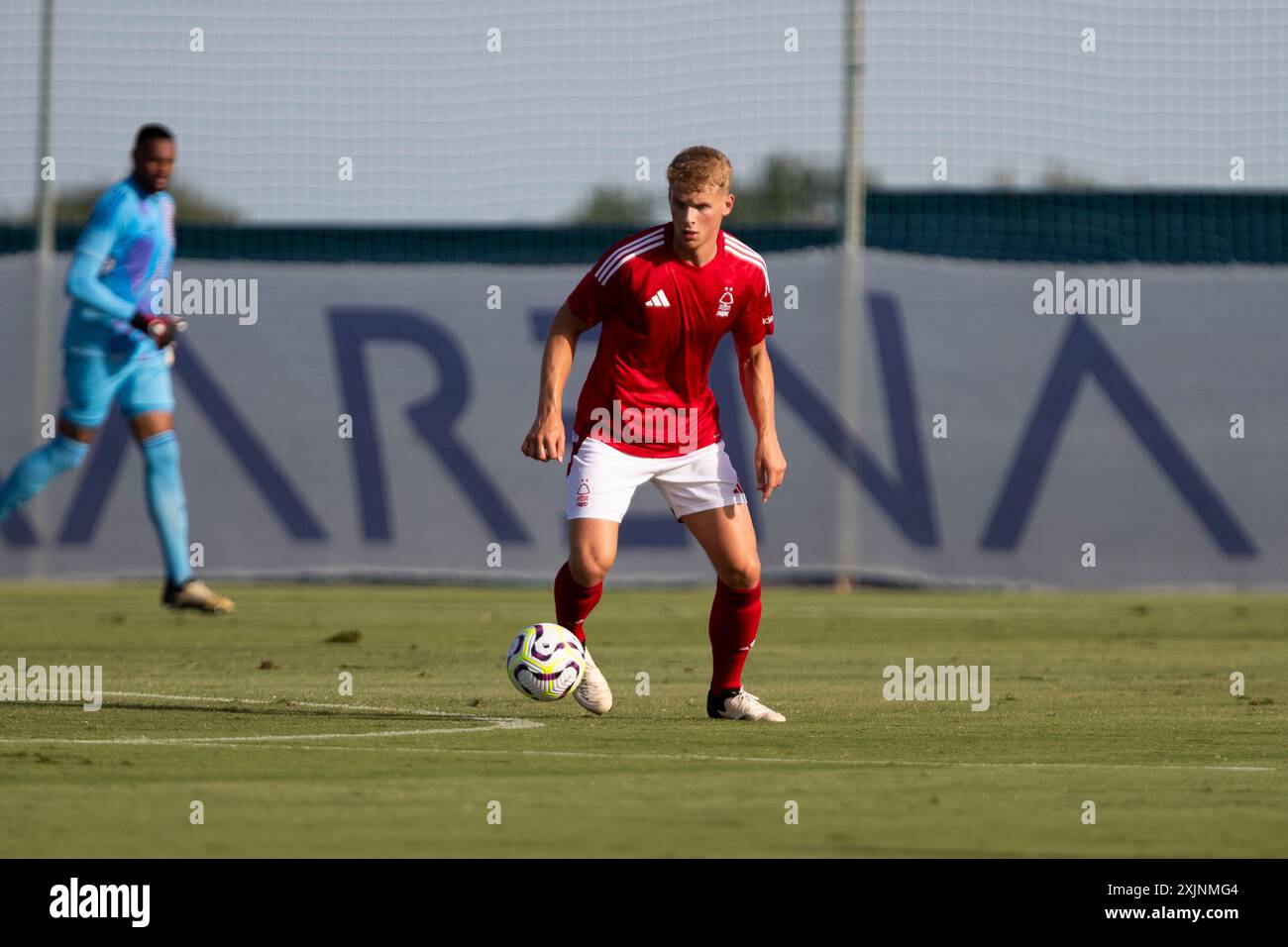 San Pedro Del Pinatar, Espagne. 19 juillet 2024. ZACH ABBOTT de Nottingham Forest, pendant le match, NOTTINGHAM FOREST FC vs SUNDERLAND AFC, premier match amical de pré-saison d'été, Pinatar Arena Football Center, San Pedro del Pinatar, région de Murcie. 19 juillet 2024. Crédit : Pascu Méndez/Alamy Live News Banque D'Images