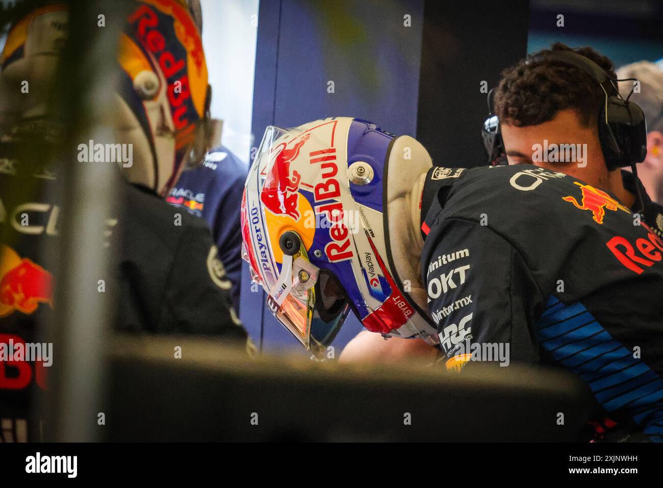 Max Verstappens, champion du monde actuel 3 fois, fait ses débuts au Goodwood FOS 2024 Banque D'Images