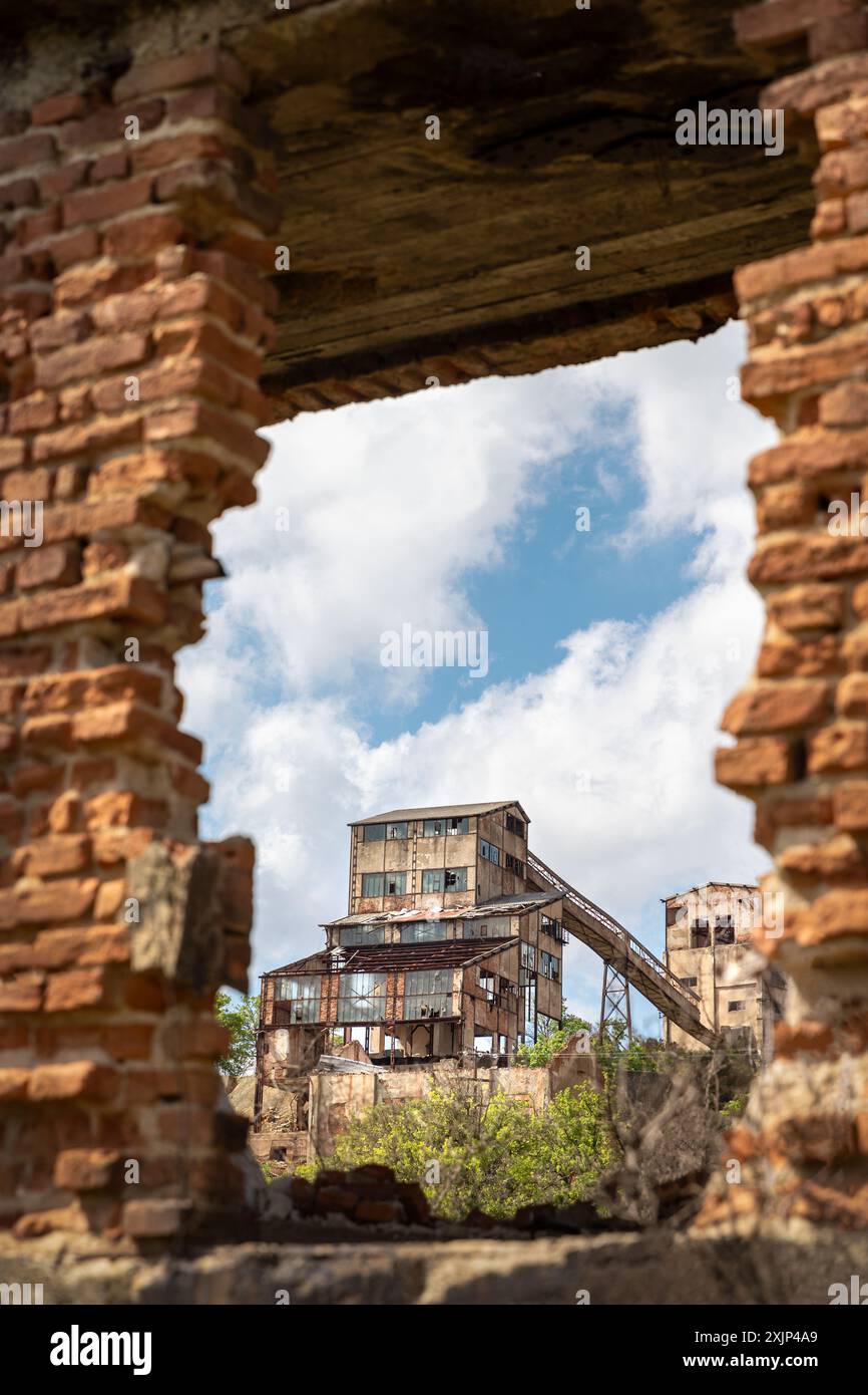Mines de zinc abandonnées près du village Kirki Nord Evros Grèce, catastrophe environnementale Banque D'Images
