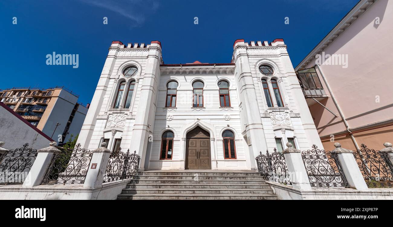 Batoumi, Géorgie - 14 JUIN 2024 : la synagogue de Batoumi est une congrégation et synagogue juive orthodoxe, située à Batoumi, Adjara, Géorgie, construite en 19 Banque D'Images