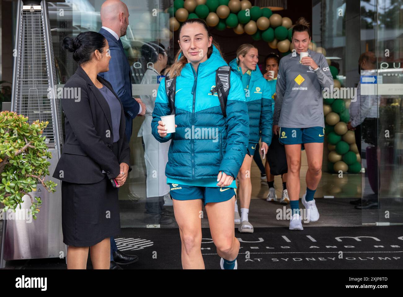 MatildaÕs joueur quitte le camp dans le Parc Olympique pour MondayÕs entraînement avant le match contre la Chine. Photo : Thomas Lisson Banque D'Images