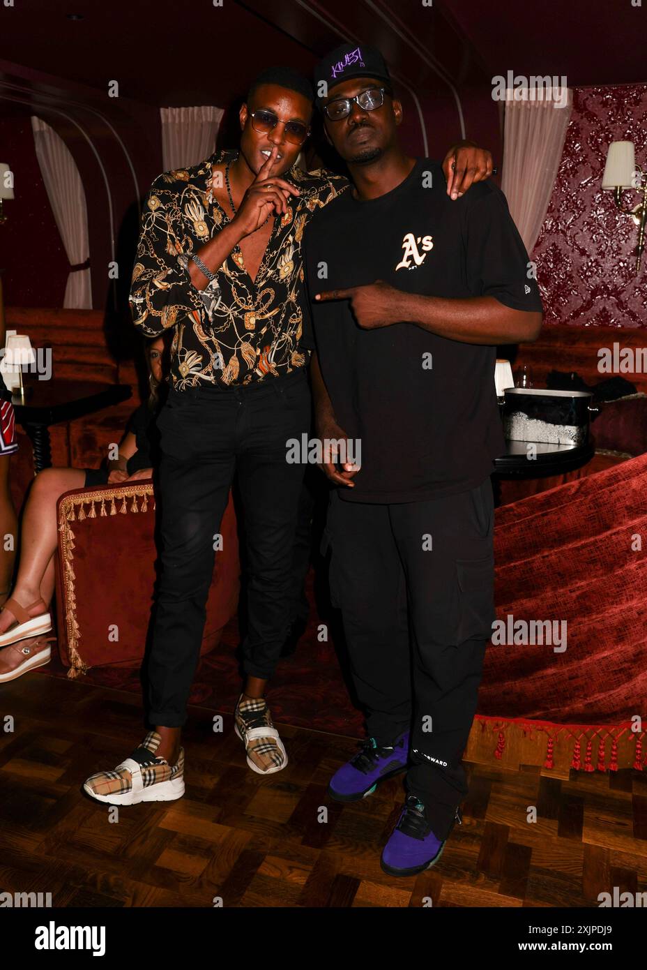 Stefan-Pierre Tomlin et Franklin Boateng assistent à la soirée d'été d'Alan Endfield à Mistress of Mayfair à Mayfair, Londres. Banque D'Images