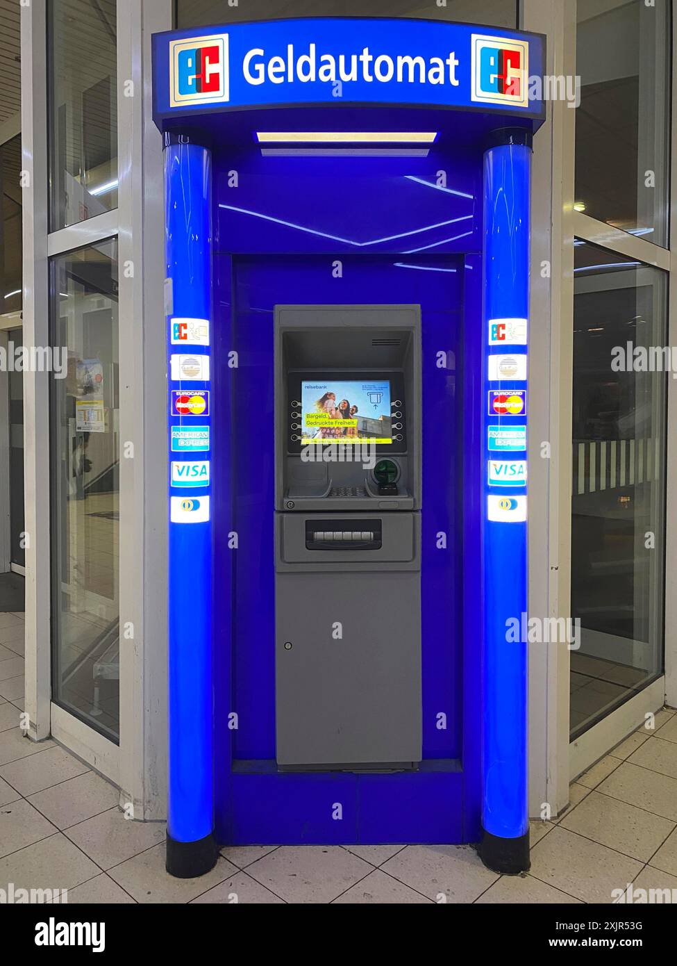 EC ATM, VISA, Mastercard, logo, Ludwigsburg, Bade-Wuertemberg, Allemagne Banque D'Images