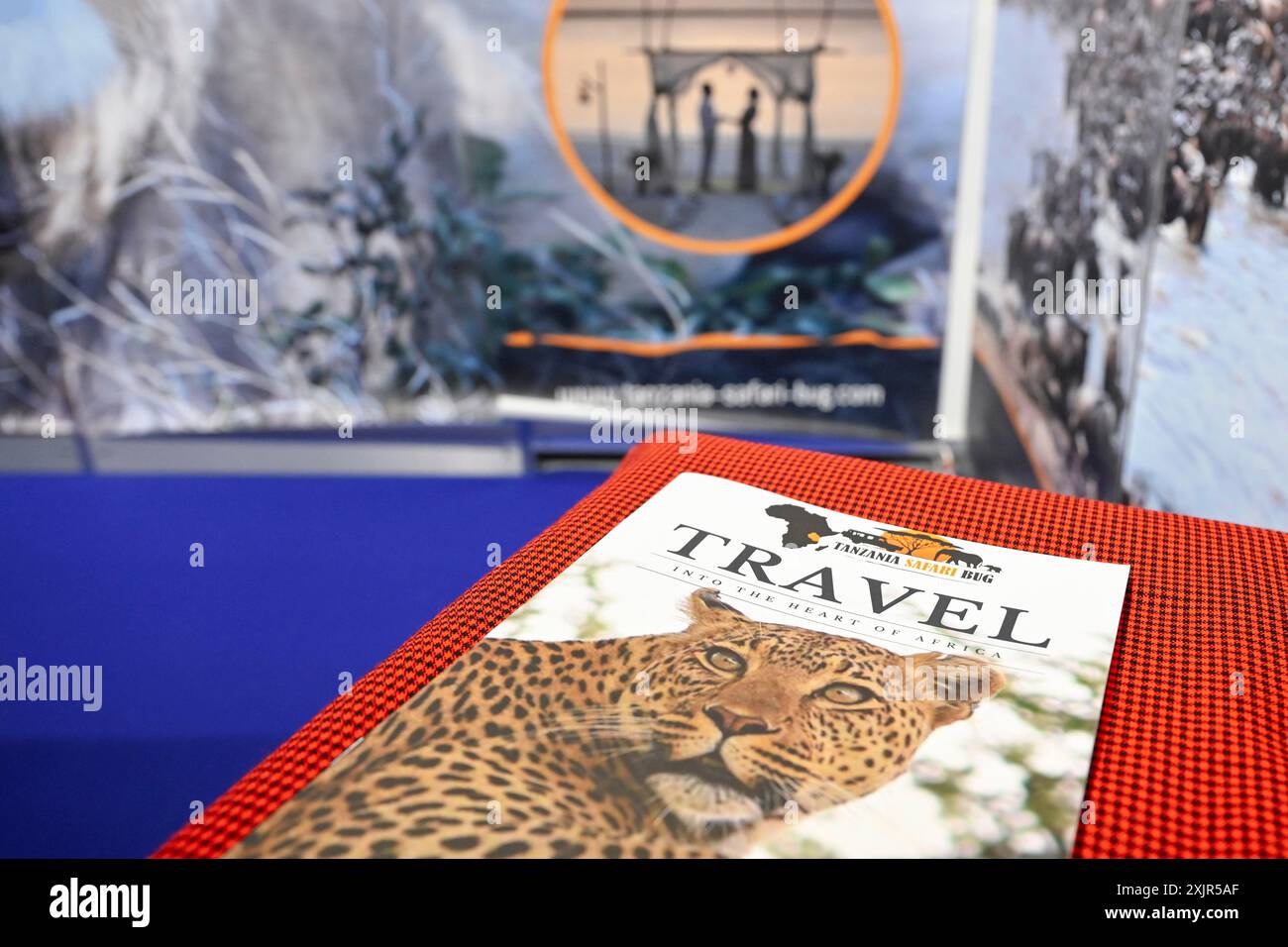 Brochure de voyage Tanzania Safari Banque D'Images