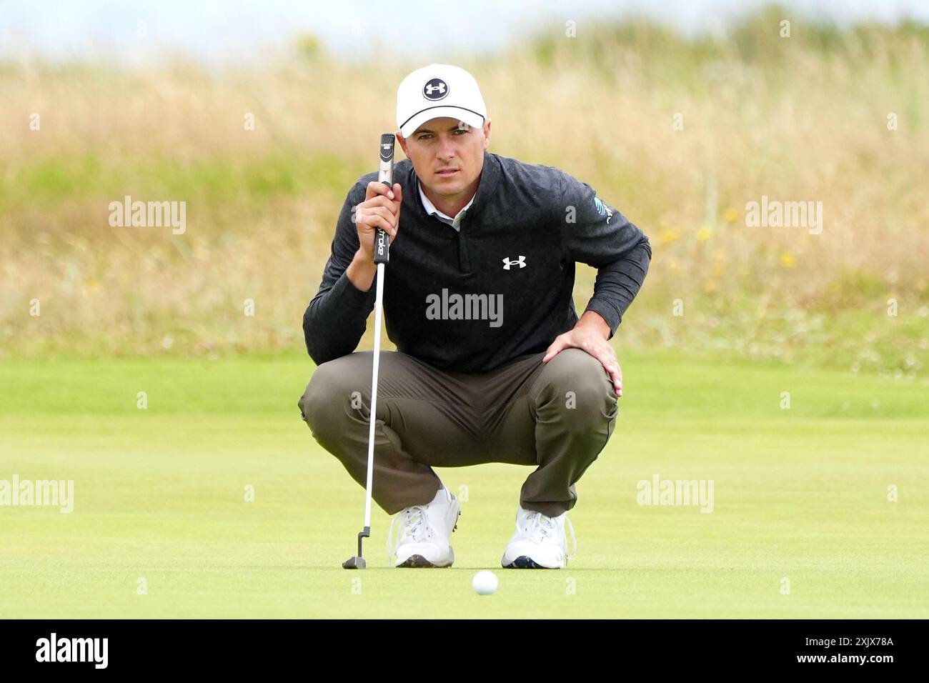 Jordan Spieth des États-Unis sur le 2e green lors de la troisième journée de l'Open à Royal Troon, South Ayrshire, Écosse. Date de la photo : samedi 20 juillet 2024. Banque D'Images