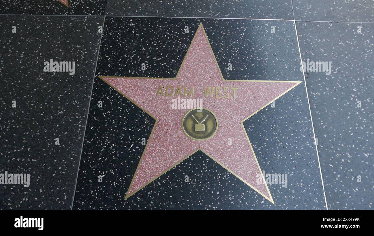 Los Angeles, Californie, USA 19 juillet 2024 acteur Adam West Hollywood Walk of Fame Star sur Hollywood Blvd le 19 juillet 2024 à Los Angeles, Californie, USA. Photo de Barry King/Alamy Stock photo Banque D'Images