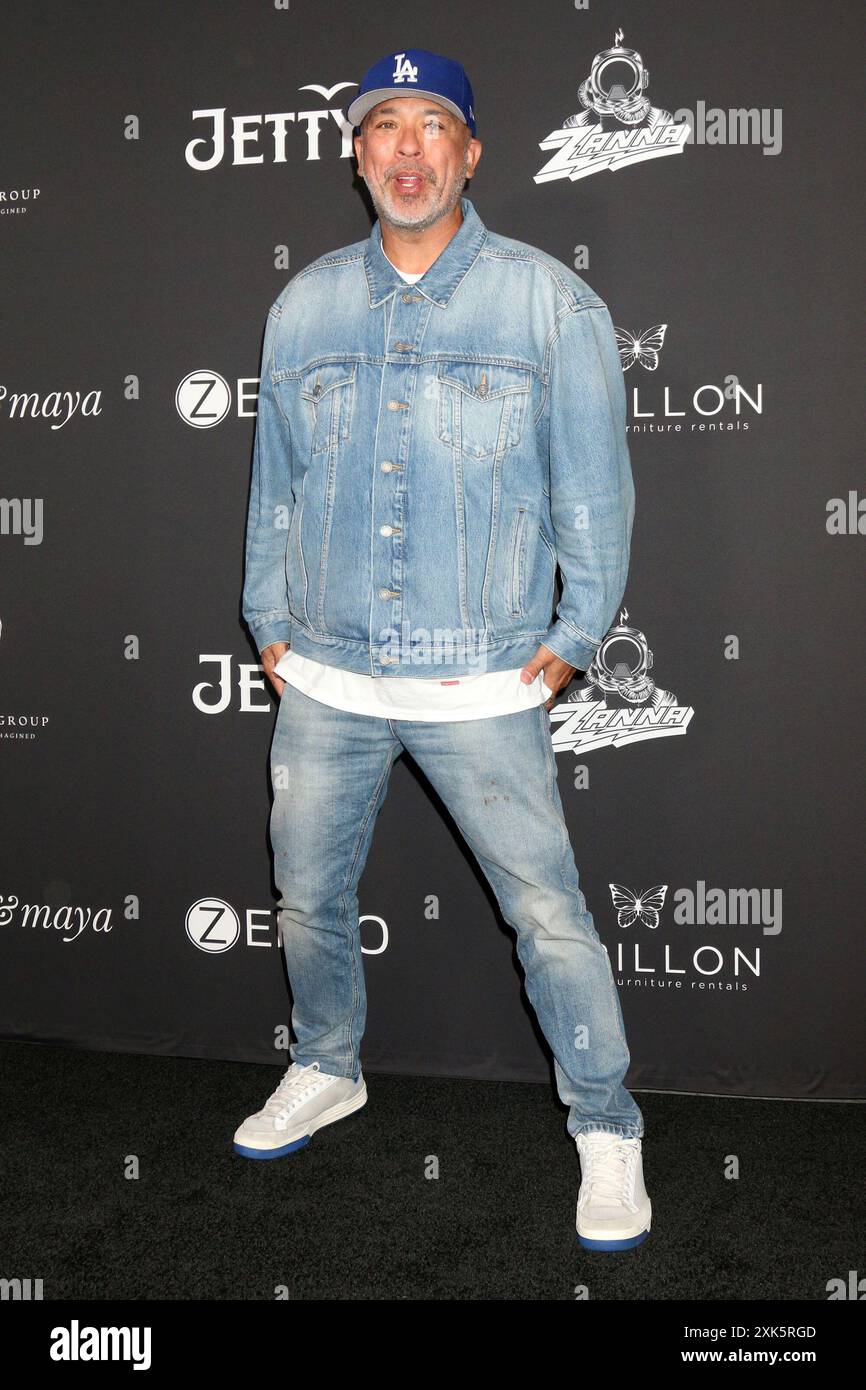 JO Koy aux arrivées pour Une NUIT AVEC WHOOPI Launch Party pour WhoopFam s Emma & Clyde cannabis, , Venice Beach, CA, 20 juillet, 2024. photo de : Collection Priscilla Grant/Everett Banque D'Images