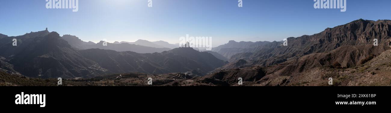 Vue panoramique sur Roque Bentayga et Roque Nublo, Gran Canaria, îles Canaries Banque D'Images