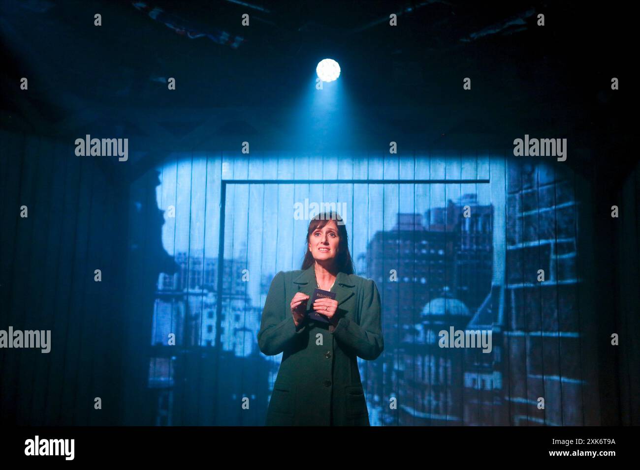 Jenna Russell (Francesca Johnson) dans LES PONTS DU COMTÉ DE MADISON à la chocolaterie Menier, Londres SE1 23/07/2019 livre : Marsha Norman musique & paroles : Jason Robert Brown basé sur le roman de Robert James Waller conception : Jon Bausor éclairage : Tim Lutkin conception vidéo : Tal Rosner mouvement: Lynne page Hair & perruque design : Richard Mawbey Fights : Terry King réalisateur : Trevor Nunn Banque D'Images