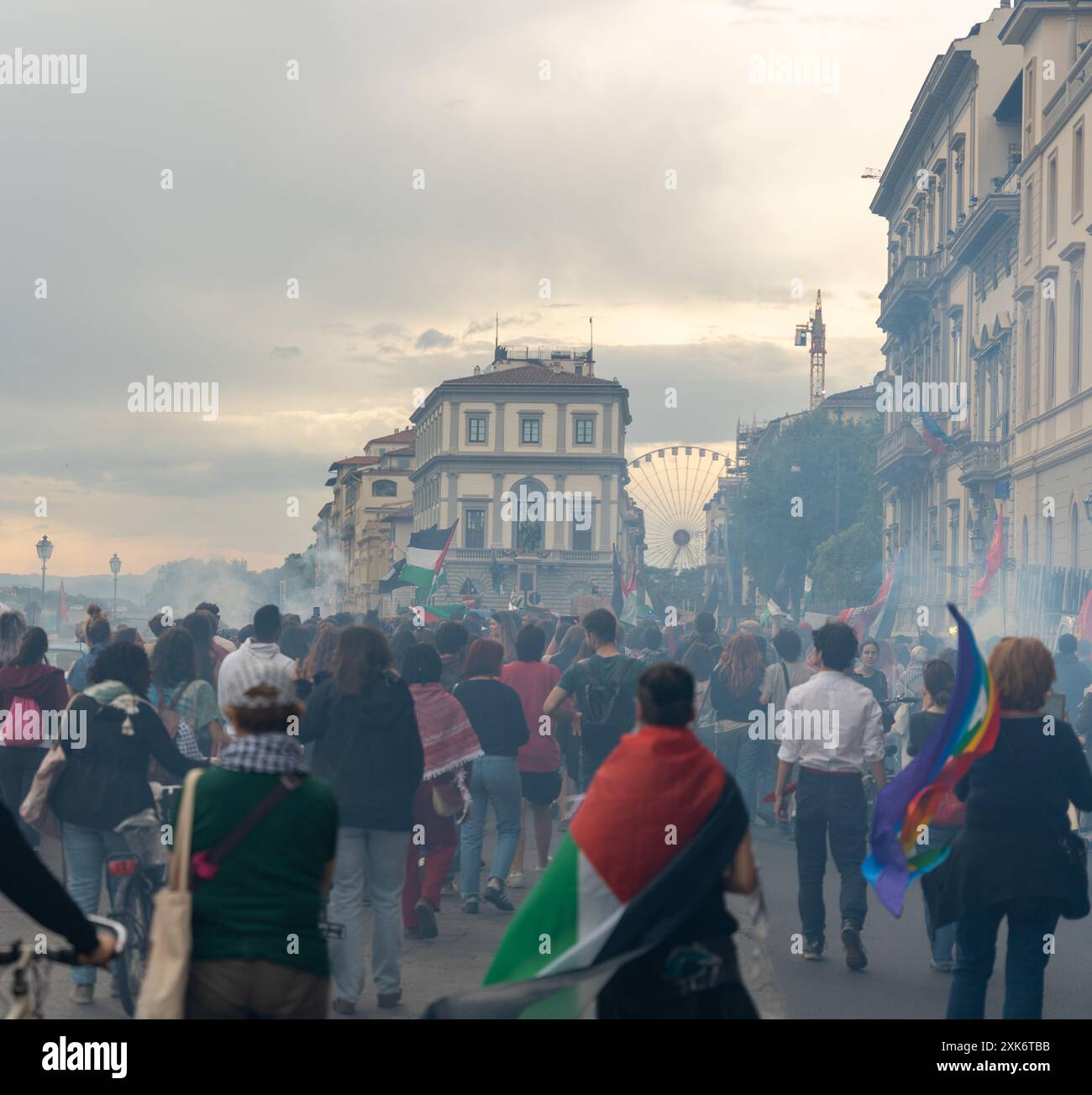 Florence, Italie - 02 juin 2024 : rassemblement pro-palestinien dans le centre-ville. Banque D'Images
