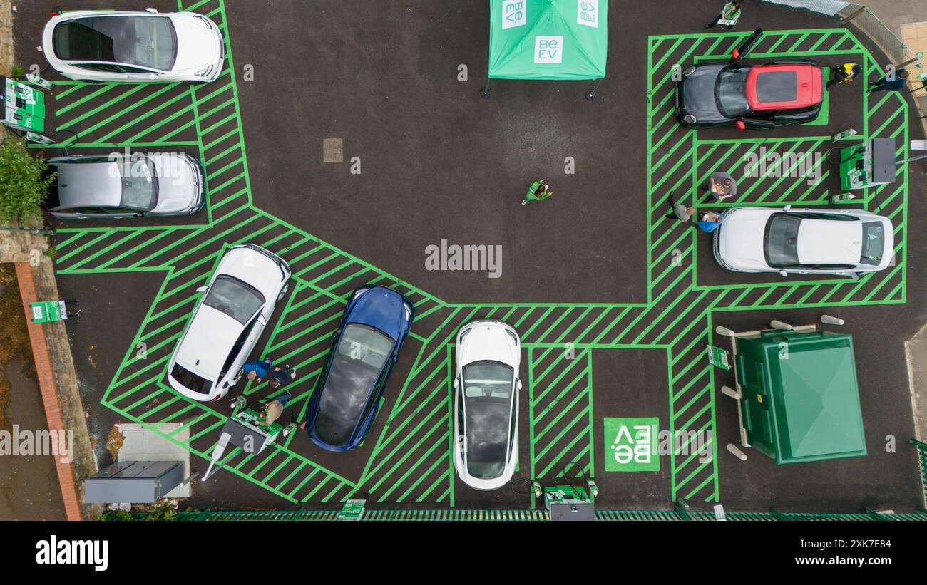 Parking Chesterfield pour la recharge ev Banque D'Images