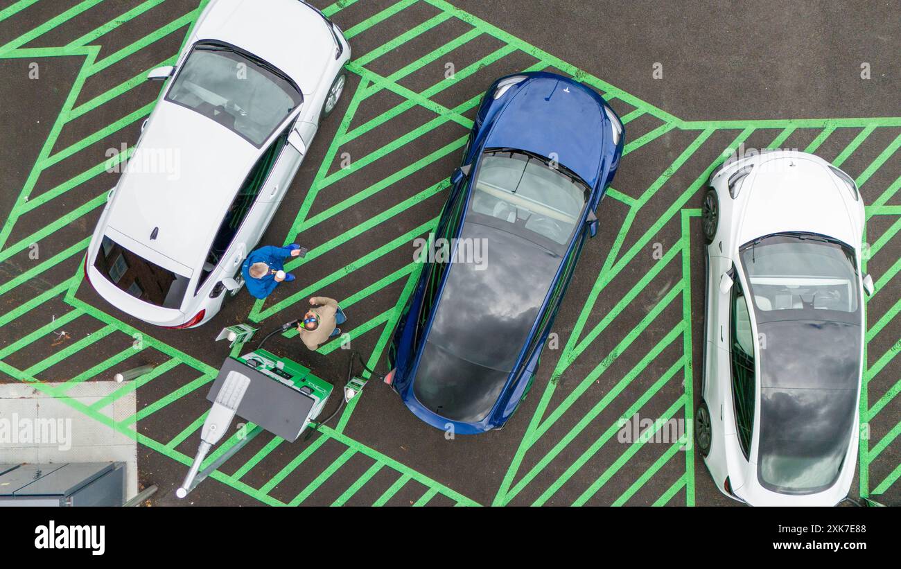 Parking Chesterfield pour la recharge ev Banque D'Images