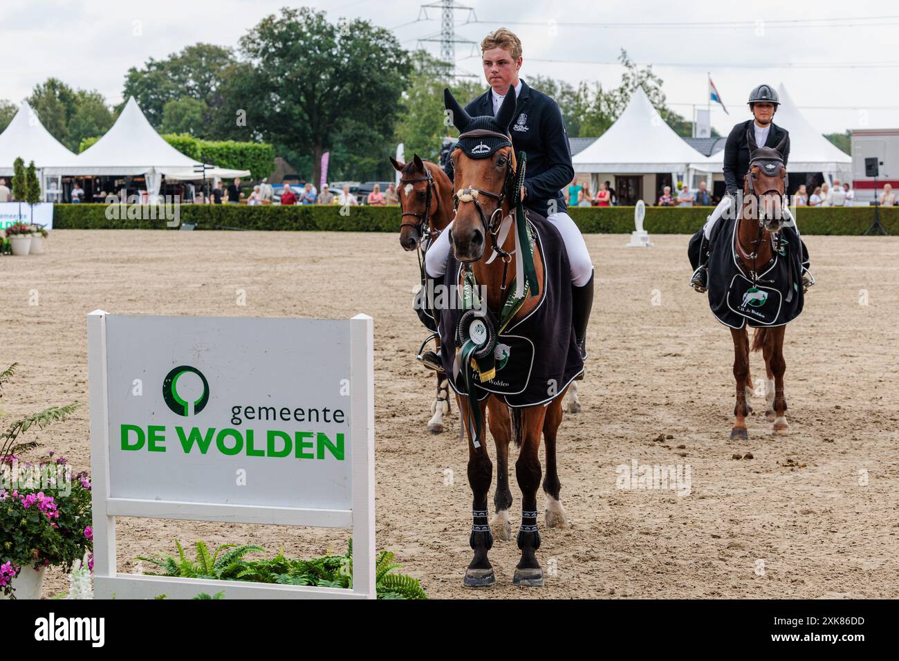 Veeningen, pays-Bas. 21 juillet 2024. VEENINGEN, PAYS-BAS - 21 JUILLET, Ansgar Holtgers Jr (USA) vainqueur lors du Jumping S21 Gemeente de Wolden Prize - Grand Prix (LR) CSI Zuidwolde 2024 au CH de Wolden 21 juillet 2024 à Veeningen, pays-Bas. (Photo de Jaap van der Pijll/Orange Pictures) crédit : Orange pics BV/Alamy Live News Banque D'Images