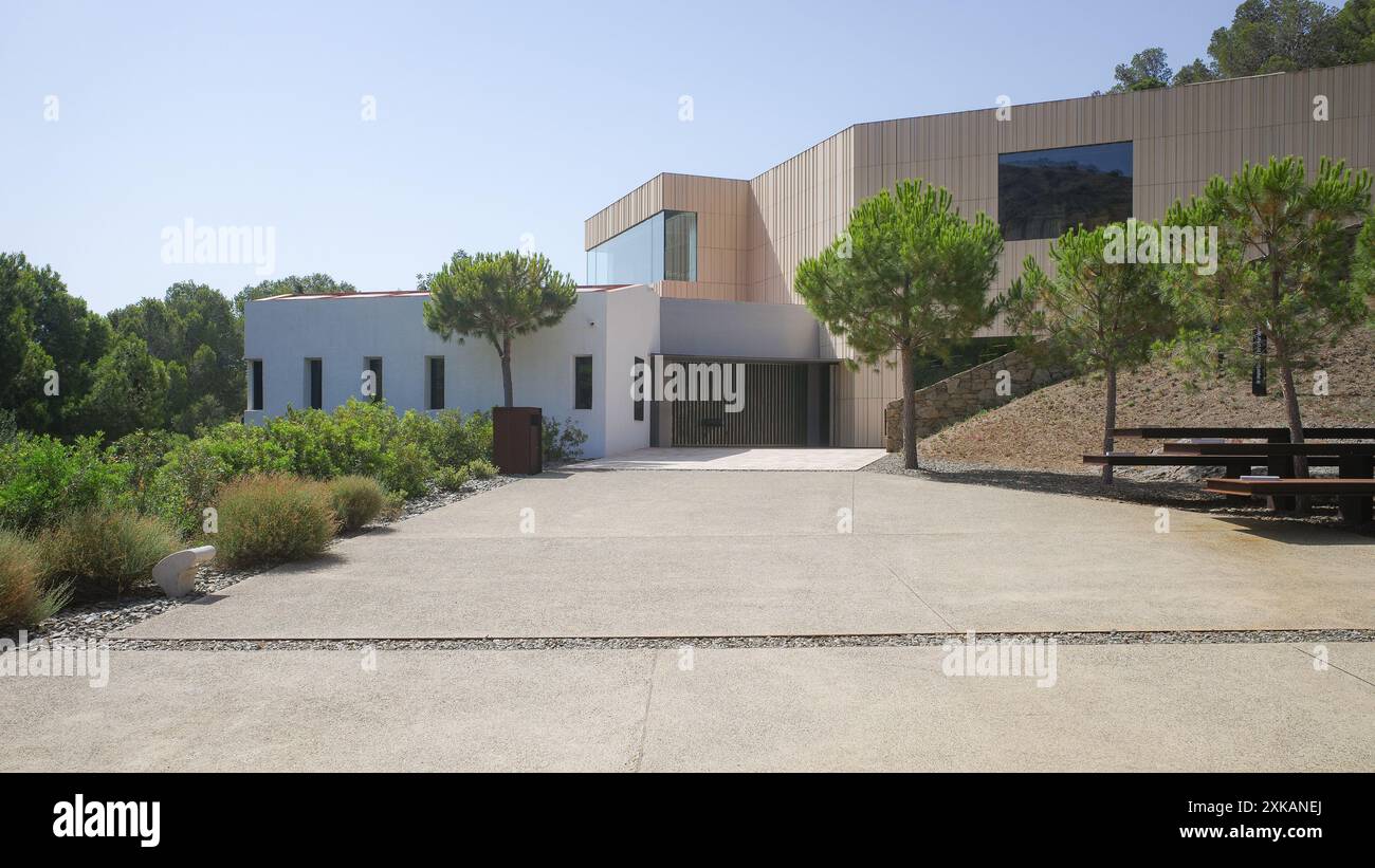 Roses, Espagne - 20 juillet 2024 : restaurant et musée El Bulli, Cala Montjoi, Costa Brava Banque D'Images