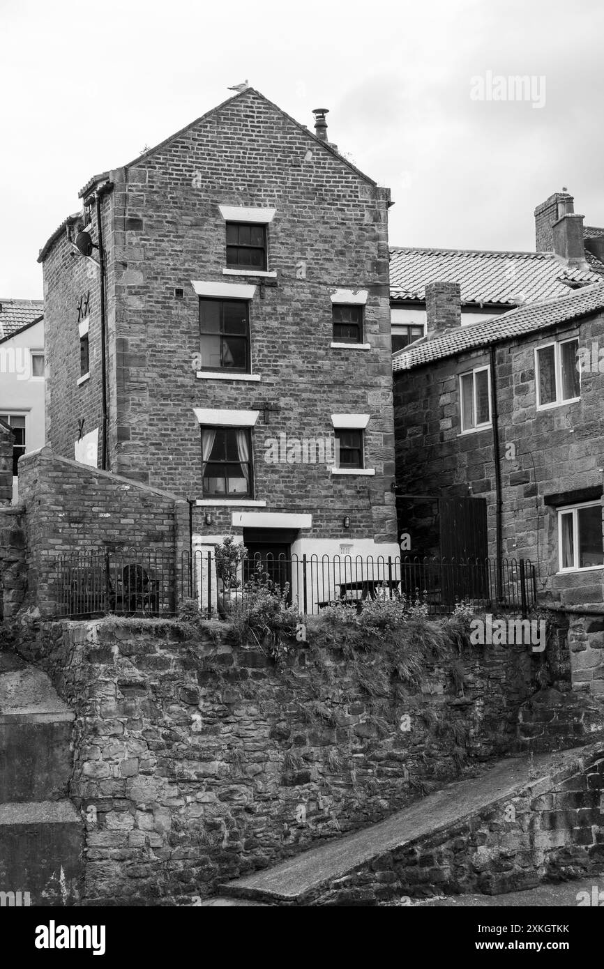 Le joli village de pêcheurs de Staithes, North Yorkshire, England, UK Banque D'Images