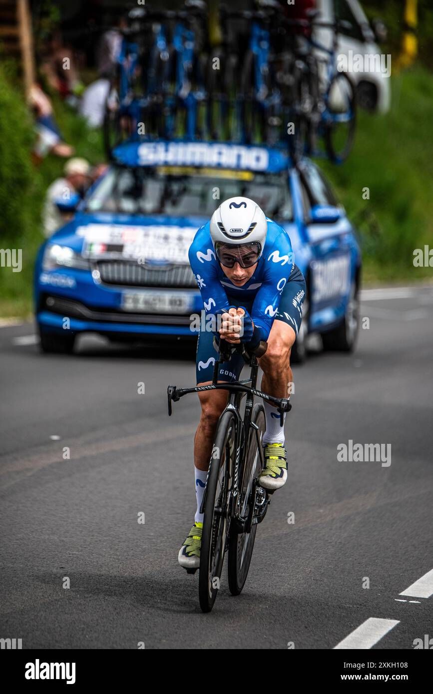 DAVIDE FORMOLO de l'ÉQUIPE MOVISTAR cycliste sur le Tour de France étape 7 TT, entre nuits-Saints-Georges et Gevrey-Chambertin, 05/07/24. Banque D'Images