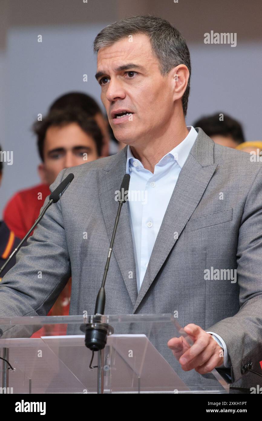 Le premier ministre espagnol Pedro Sanchez lors de la réception pour les équipes participant aux Jeux Olympiques de Paris 2024 au complexe Moncloa, le 23 juillet 2024 i Banque D'Images