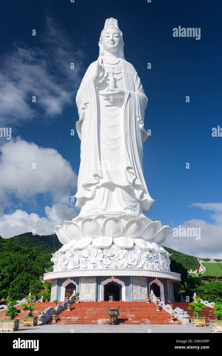 Vue de la Dame Bouddha (le Bodhisattva de la Miséricorde), Danang Banque D'Images
