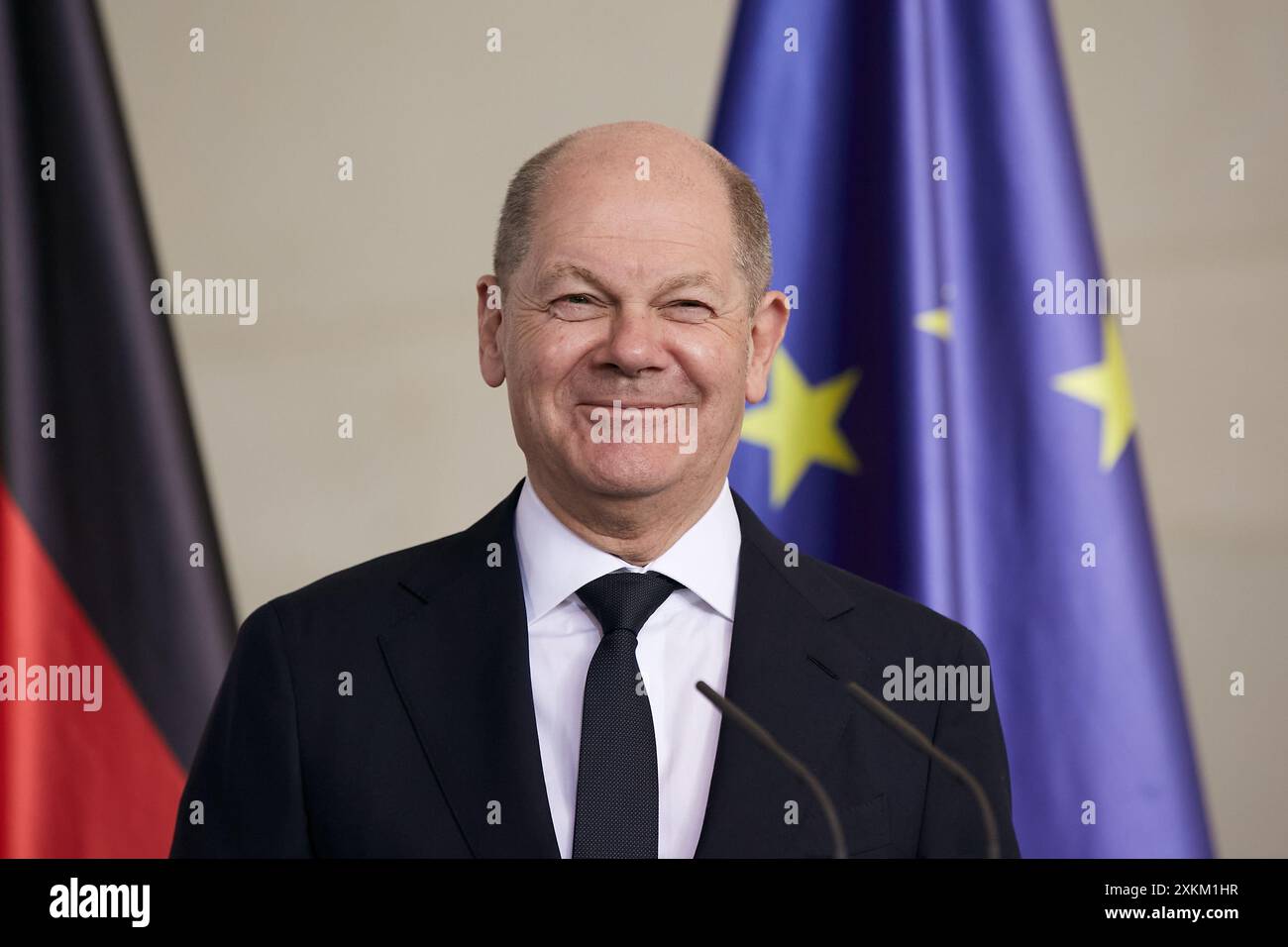12.04.2024, Allemagne, Berlin, Berlin - le chancelier fédéral Olaf Scholz sourit lors d'une conférence de presse à la Chancellerie. L'occasion est le vis inaugural Banque D'Images 12.04.2024, Allemagne, Berlin, Berlin - le chancelier fédéral Olaf Scholz sourit lors d'une conférence de presse à la Chancellerie. L'occasion est le vis inaugural Banque D'Images
