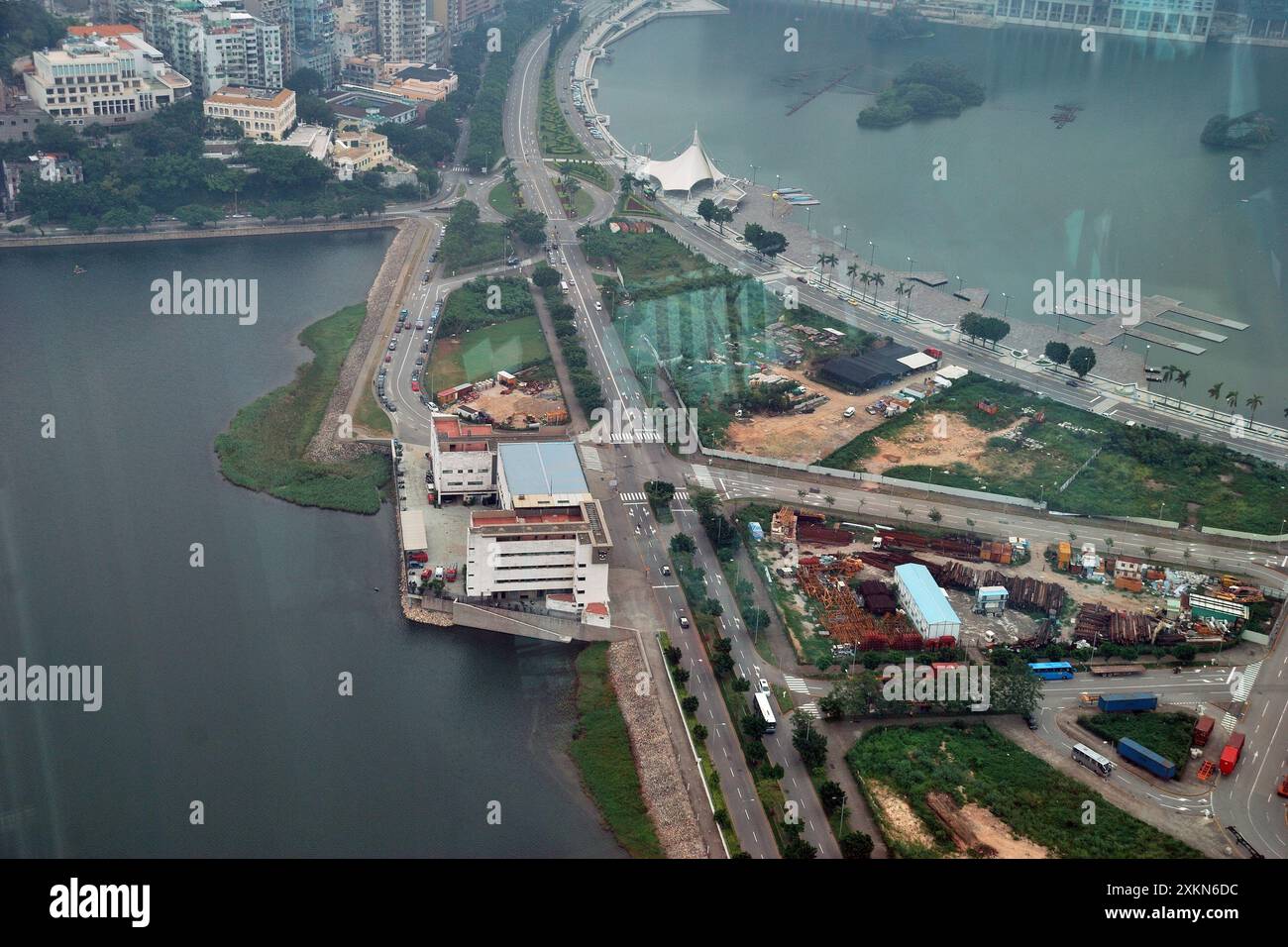 Vues depuis le centre de congrès et de divertissement de la tour de Macao, également connu sous le nom de tour de Macao, est une tour située à Sé, Macao, en Chine Banque D'Images