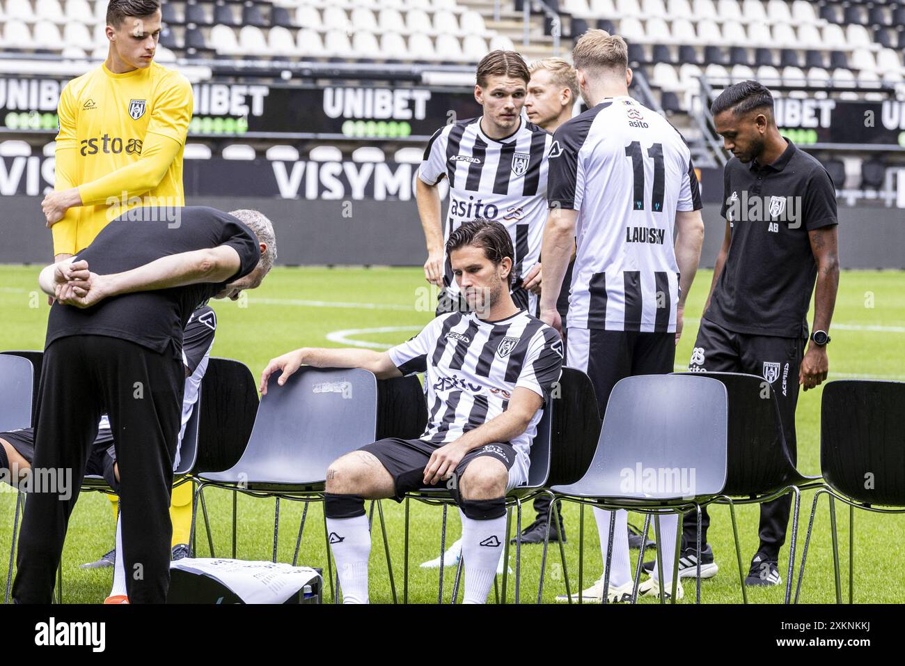 ALMELO, 23-07-2024, Asito stadion. Football néerlandais, Eredivisie, Photocall Heracles Almelo saison 2024/2025. Joueur d'Heracles Jordy (photo de Pro Shots/SIPA USA) crédit : SIPA US/Alamy Live News Banque D'Images