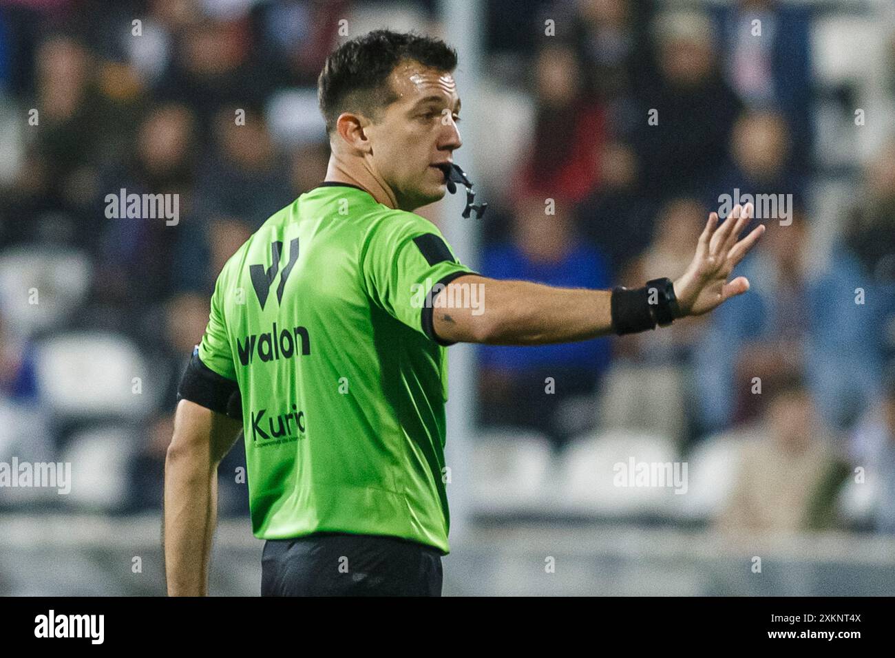 LIMA, PÉROU - 20 JUILLET : arbitre Sebastian Lozano lors du match de Liga 1 Alianza Lima contre Alianza Atletico à l'Estadio Alejandro Villanueva. (Photo de Martín F Banque D'Images