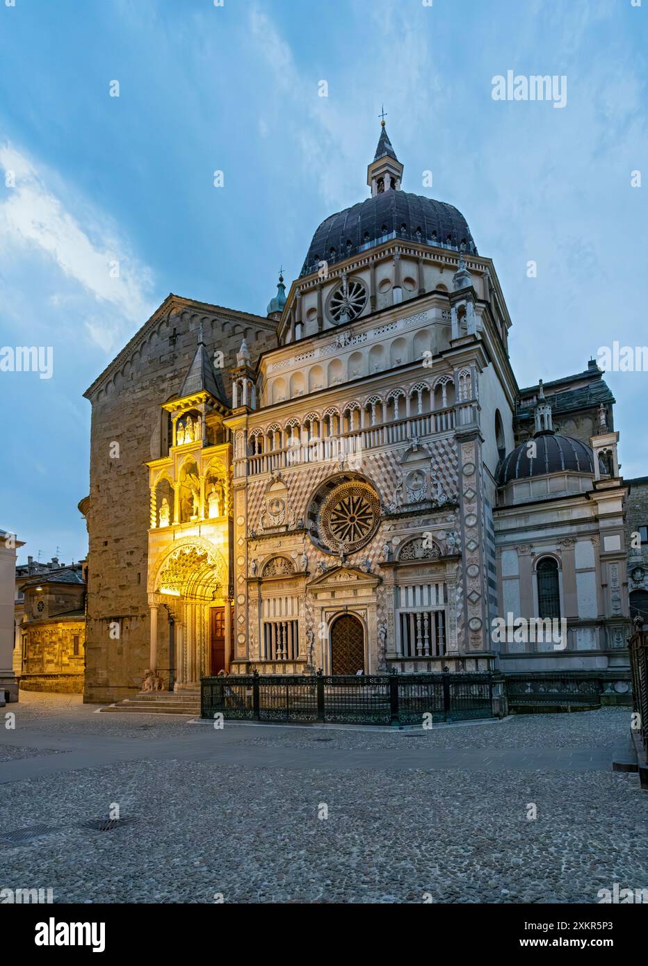 Chapelle Colleoni - Cappella Colleoni et Basilica di Santa Maria Maggiore, Citta alta, Bergame, Italie Banque D'Images