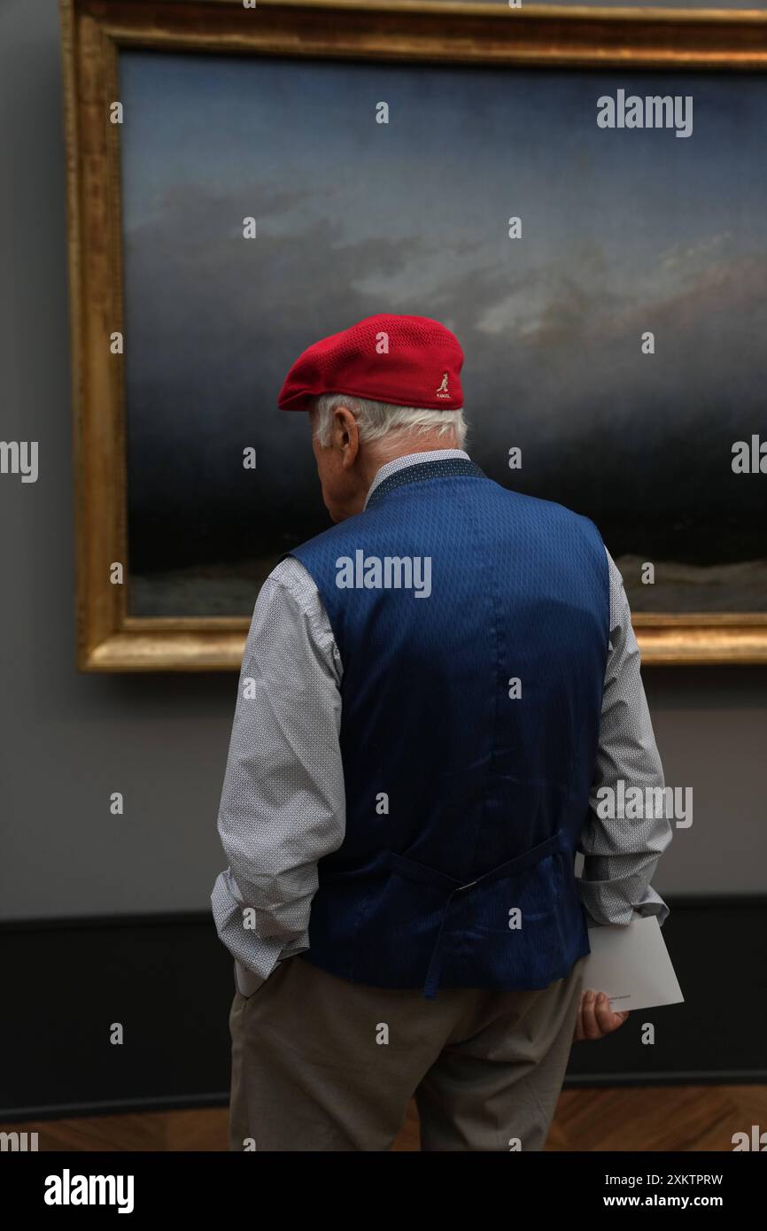 David Caspar Friedrich in der Alten Nationalgalerie GER, 20240724, Symbolbild, Museum,David Caspar Friedrich in der Alten Nationalgalerie, unendliche Landschaften *** David Caspar Friedrich in the Alte Nationalgalerie GER, 20240724, image symbolique, musée,David Caspar Friedrich in the Alte Nationalgalerie, Infinite Landschaften Banque D'Images