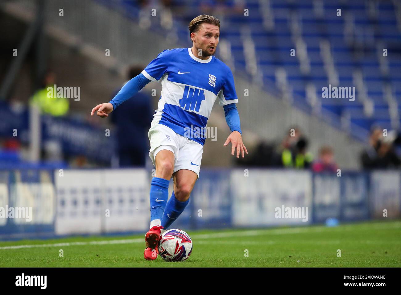 Birmingham, Royaume-Uni. 24 juillet 2024. Alfie May de Birmingham City en action lors du match amical de pré-saison Birmingham City vs Rangers à St Andrews, Birmingham, Royaume-Uni, 24 juillet 2024 (photo par Gareth Evans/News images) à Birmingham, Royaume-Uni le 24/7/2024. (Photo de Gareth Evans/News images/SIPA USA) crédit : SIPA USA/Alamy Live News Banque D'Images