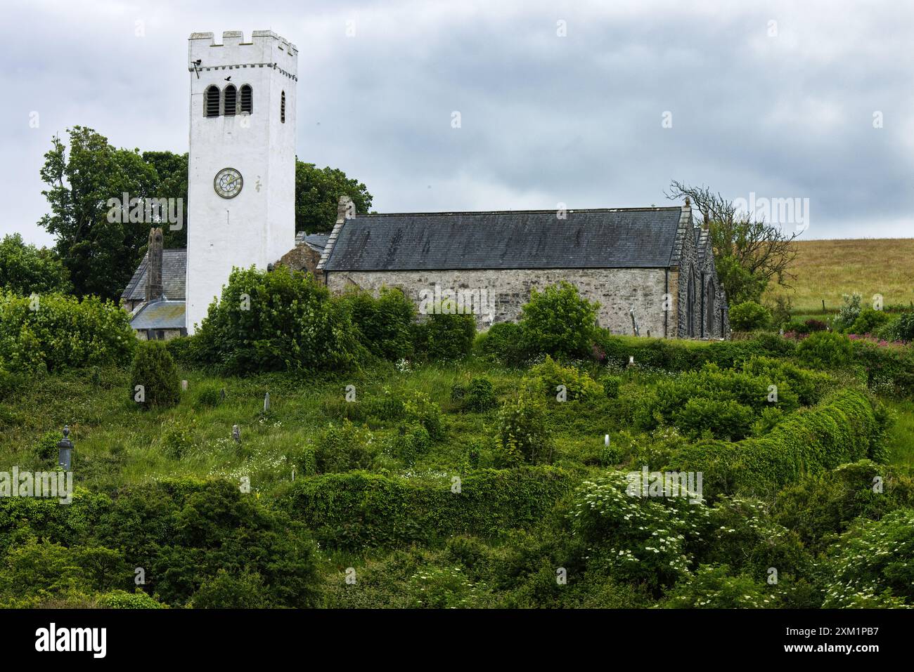 Église St James, Manorbier, Pembrokeshire, pays de Galles du Sud, classé Grade I, église paroissiale. Banque D'Images