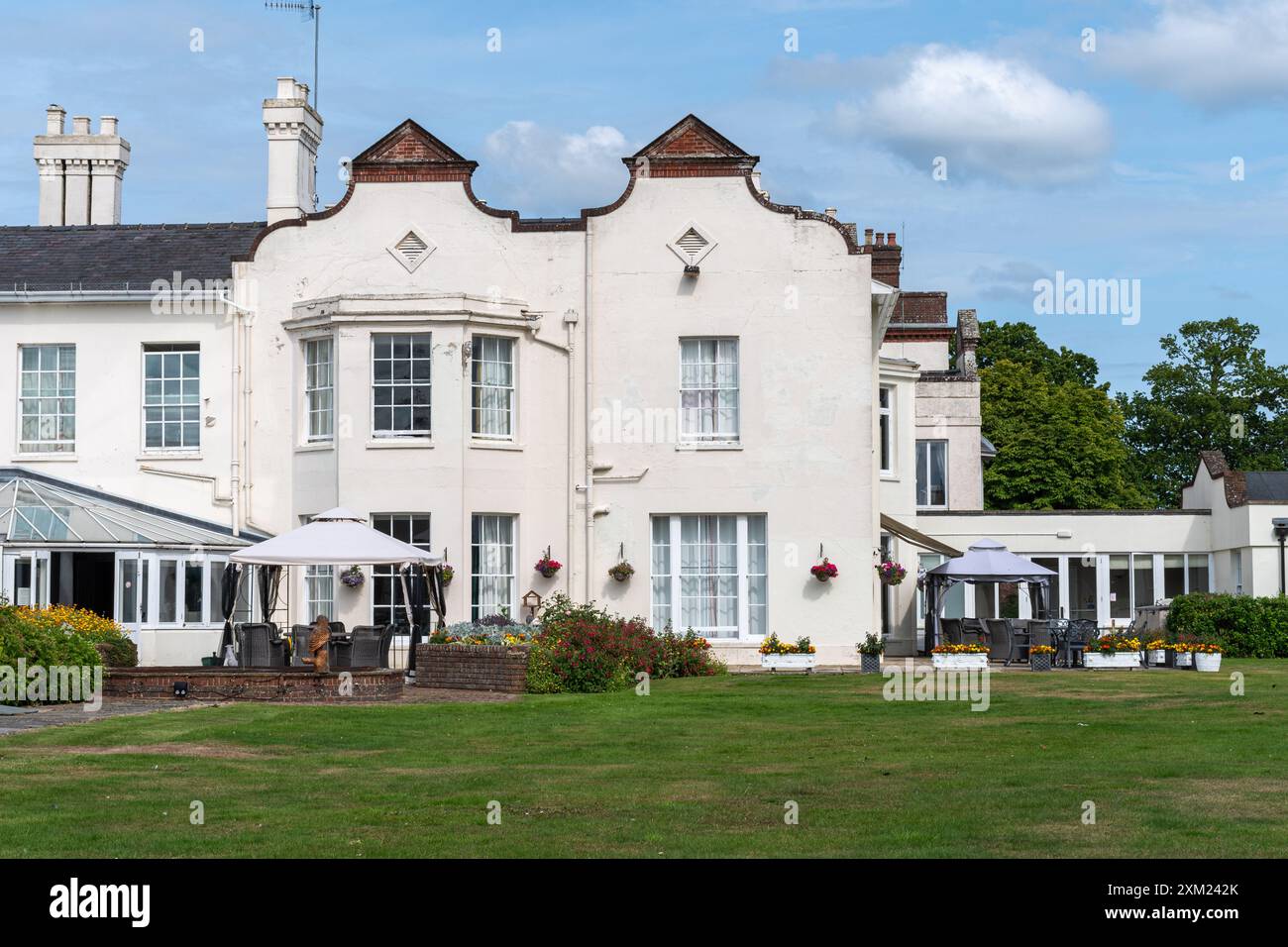 Knowle Park Nursing Home, maison de soins dans un manoir du 19ème siècle, Cranleigh, Surrey, Angleterre, Royaume-Uni Banque D'Images