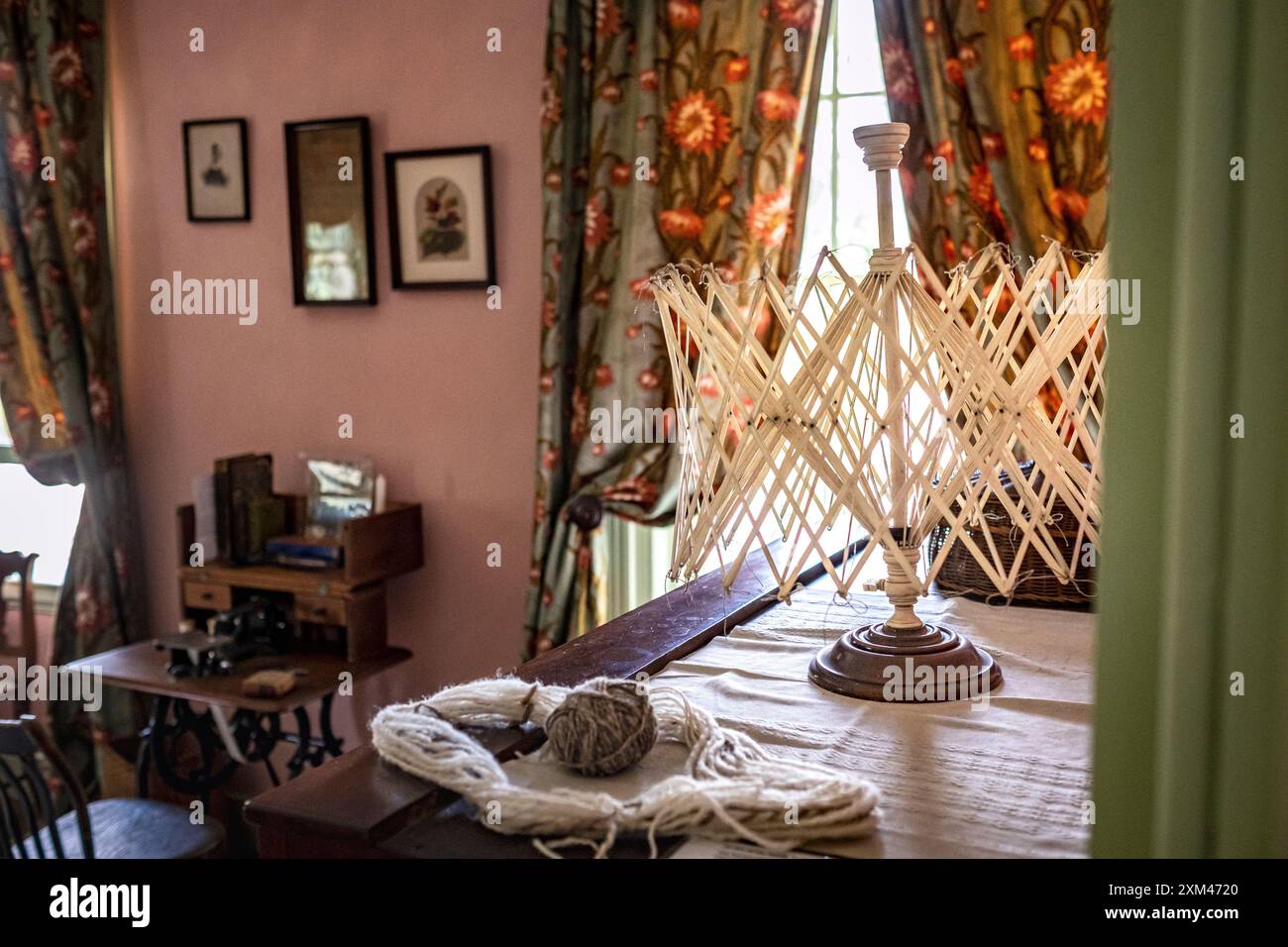 Intérieur du Wylie House Museum à Bloomington, Indiana, États-Unis. Andrew Wylie a été le premier président de l'Université de l'Indiana de 1829 à 1851. Banque D'Images