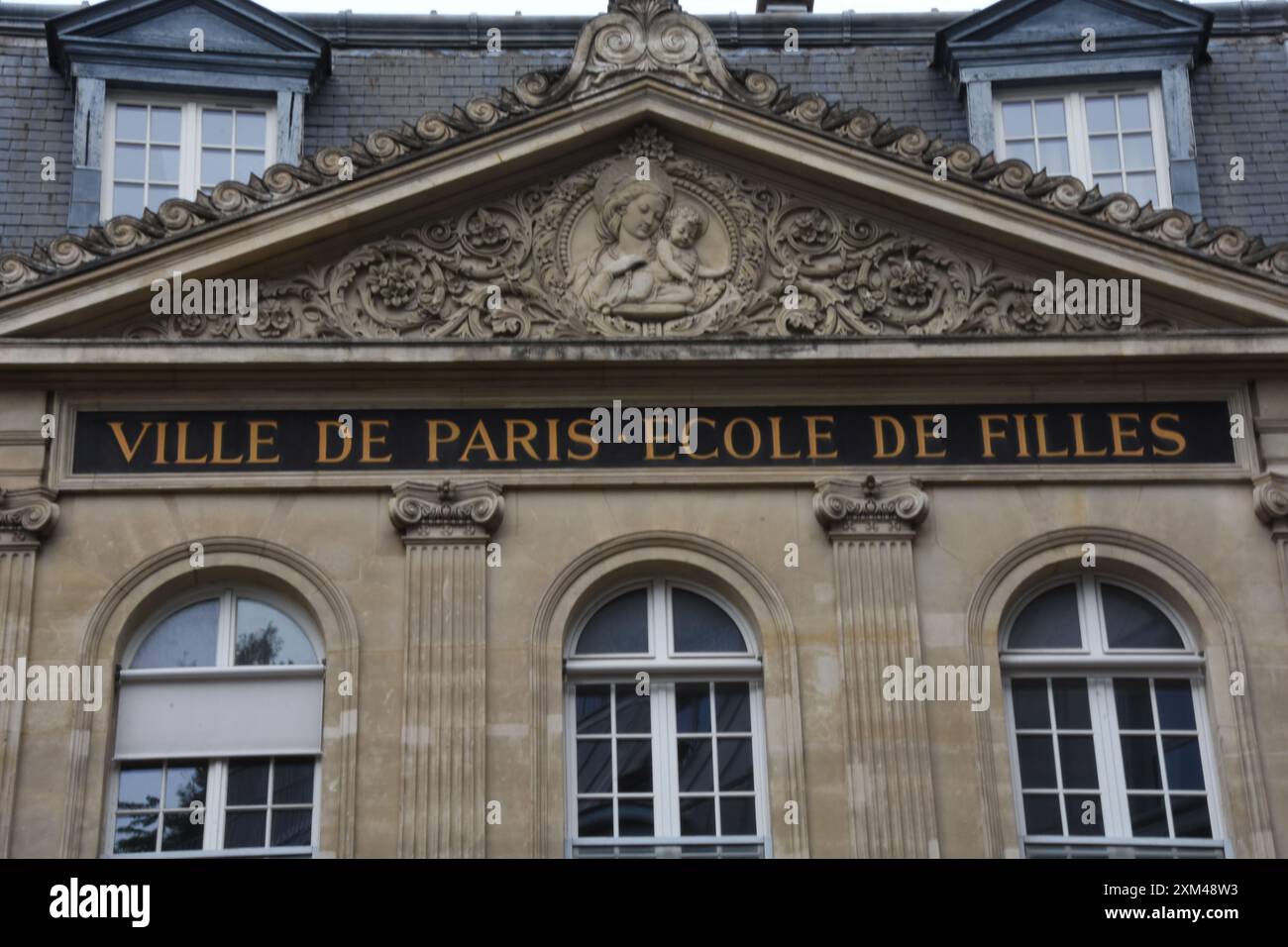 Bâtiment de l'École de filles, ville de Paris Banque D'Images